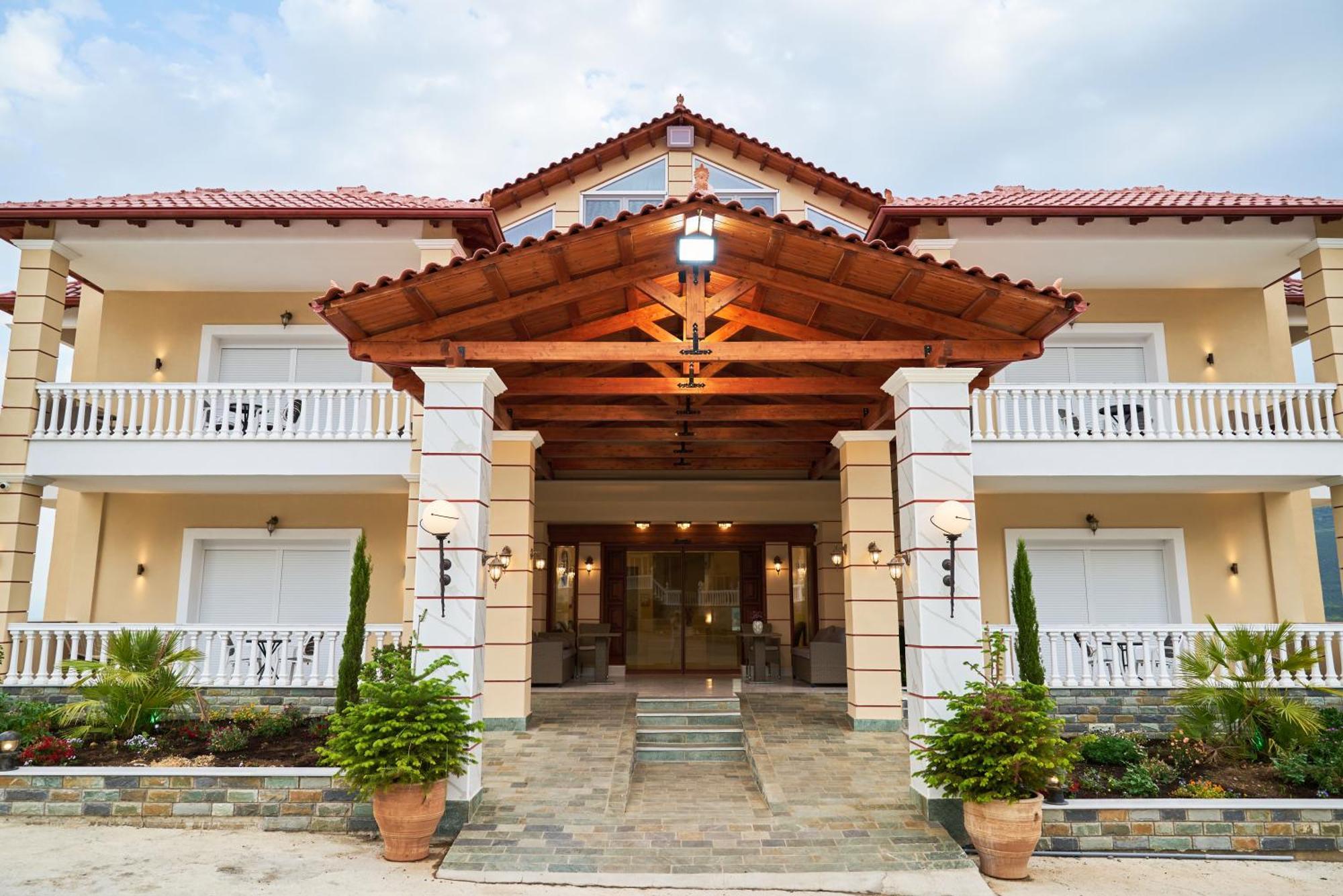 Famissi Suites 1 Kalambaka Exterior foto